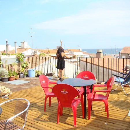 Hostal Platja 캠브릴스 외부 사진