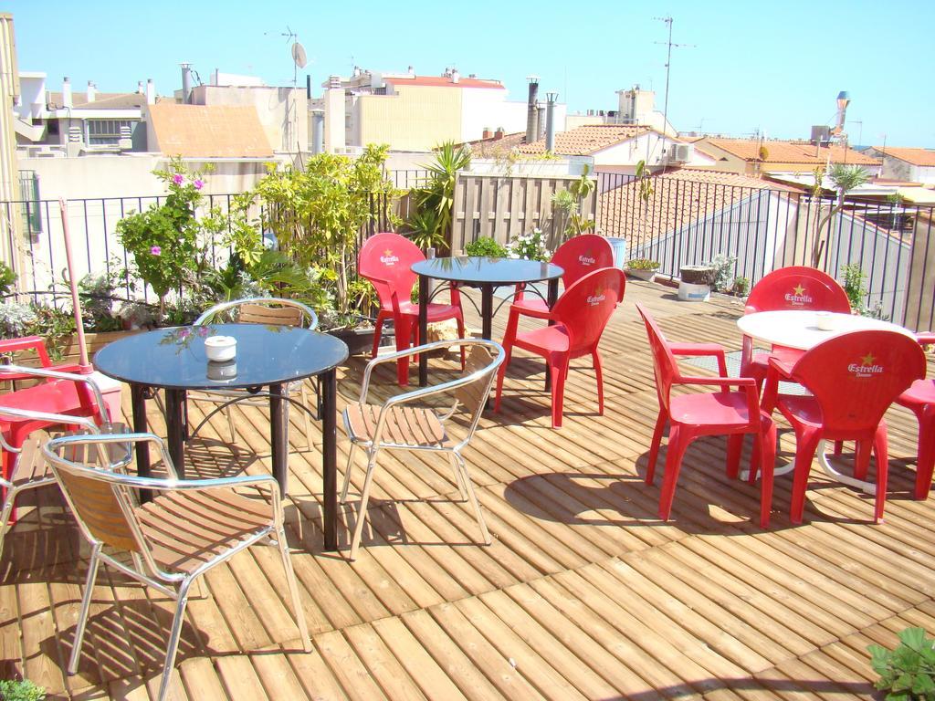 Hostal Platja 캠브릴스 외부 사진