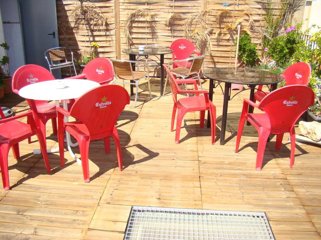 Hostal Platja 캠브릴스 외부 사진