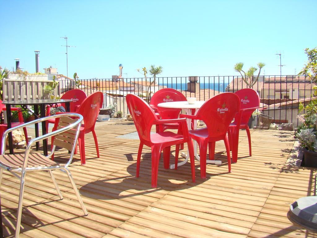 Hostal Platja 캠브릴스 외부 사진