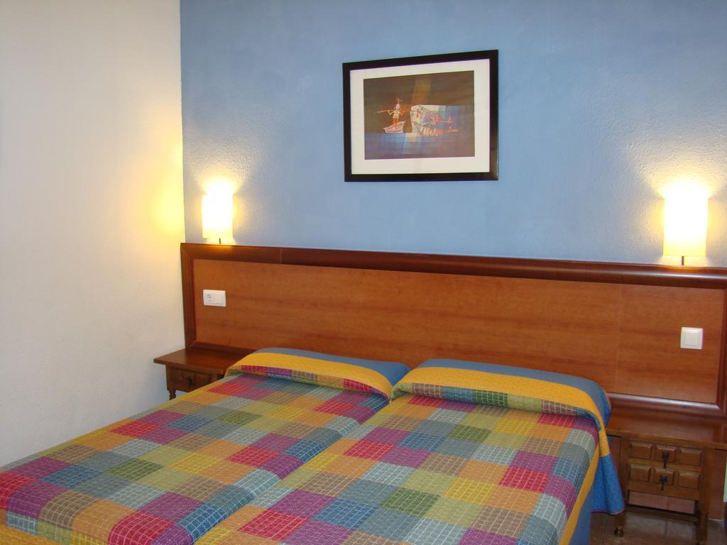 Hostal Platja 캠브릴스 객실 사진