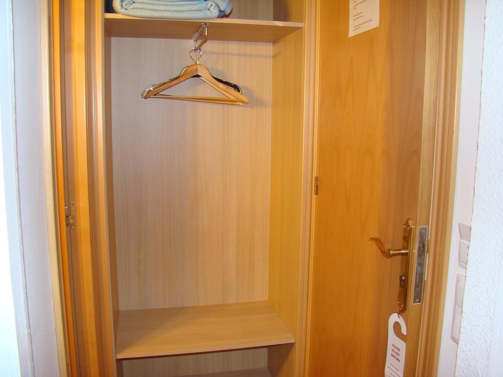 Hostal Platja 캠브릴스 외부 사진