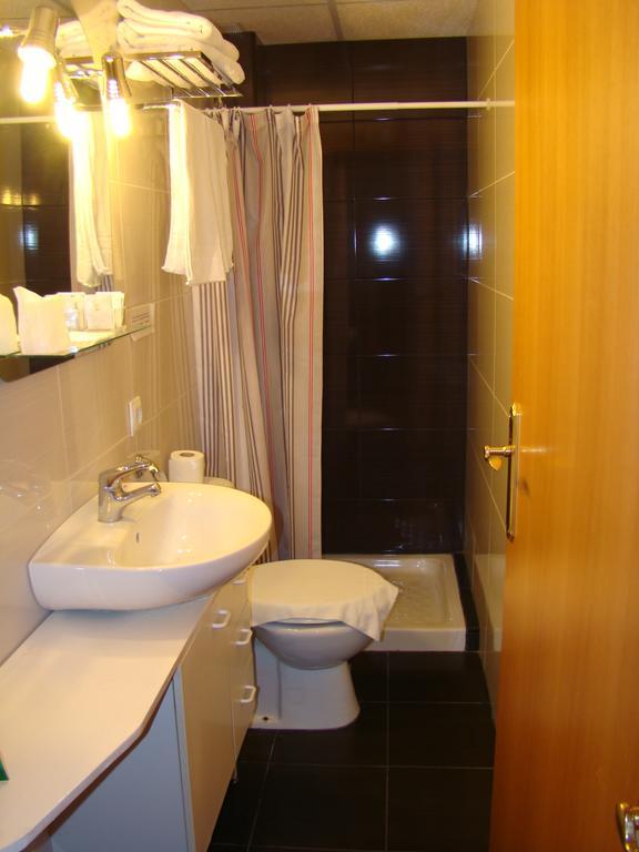 Hostal Platja 캠브릴스 외부 사진
