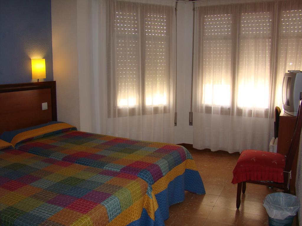 Hostal Platja 캠브릴스 객실 사진