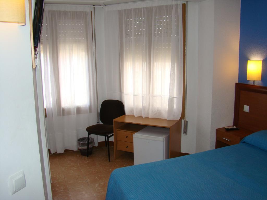 Hostal Platja 캠브릴스 외부 사진