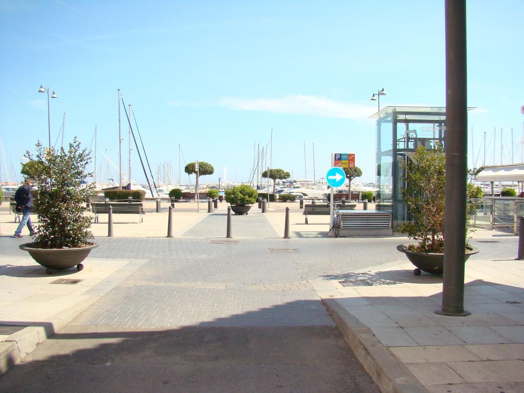 Hostal Platja 캠브릴스 외부 사진